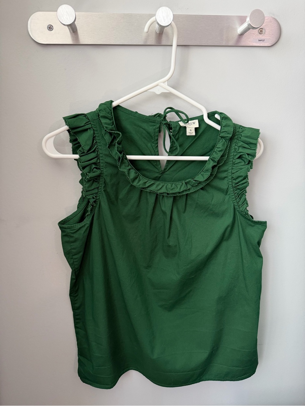 JCREW Green Ruffled Sleeveless Top